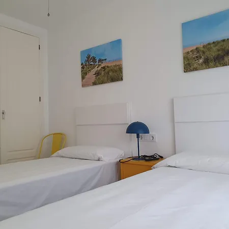 Apartamento Terraza Soleada, Centro 5 Min A Pie, Dos Playas A 150 Metros Apartman Denia