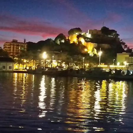 Apartamento Terraza Soleada, Centro 5 Min A Pie, Dos Playas A 150 Metros * Denia